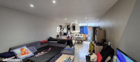 2 bedrooms Apartment in Homecourt, France No. 53268 5