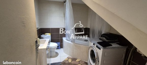 2 bedrooms Apartment in Homecourt, France No. 53268 7
