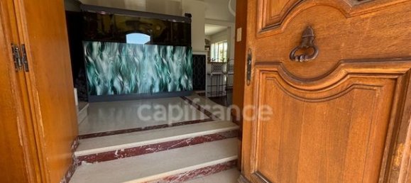 3 bedrooms Castles in Cagnes-sur-Mer, France No. 290624 3