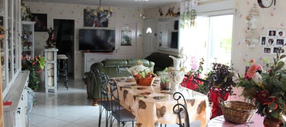 3 bedrooms Villa in Paray-le-Monial, France No. 342726 3