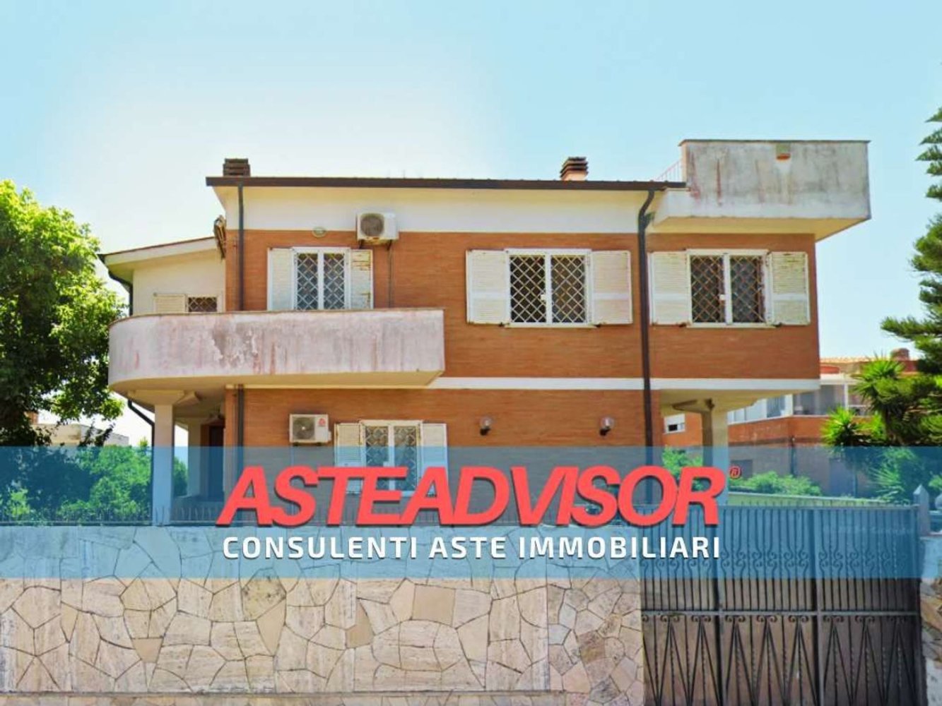 16 rooms Villa in Rome, Italy No. 280443