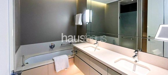 Apartamento de 2 dormitorios en Downtown Dubai (Downtown Burj Dubai), UAE No. 99980 11