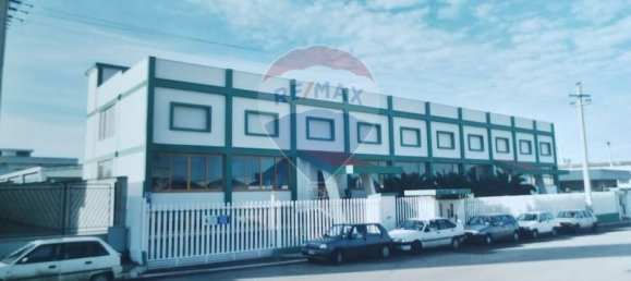 مستودع في Barletta, Italy 2000متر مربع رقم 298096 10