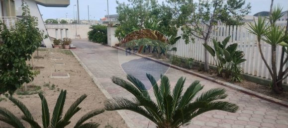 مستودع في Barletta, Italy 2000متر مربع رقم 298096 2