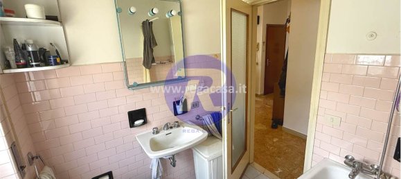 2-Zimmer Gewerbliche Immobilie in San Pellegrino Terme, Italy, Nr. 328597 16