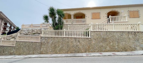 3 bedrooms Villa in Lloret de Mar, Spain No. 10748 4