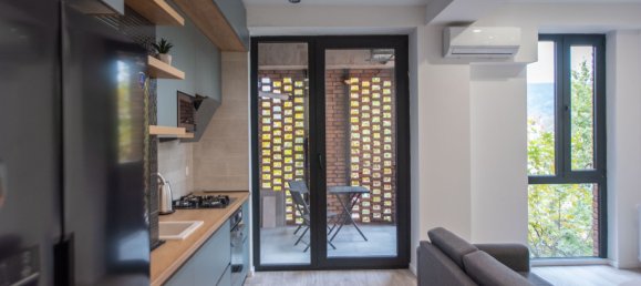 3-salle Appartement à Tbilisi, Georgia No. 34 14