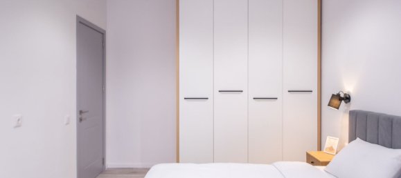 3-salle Appartement à Tbilisi, Georgia No. 34 6