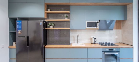 3-salle Appartement à Tbilisi, Georgia No. 34 5