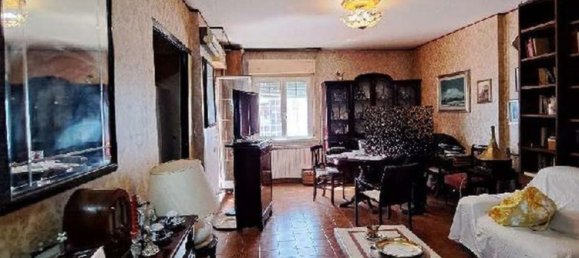 2 rooms Apartment in Rome, Italy No. 205545 10