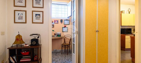 2 bedrooms Apartment in Rome, Italy No. 381029 9