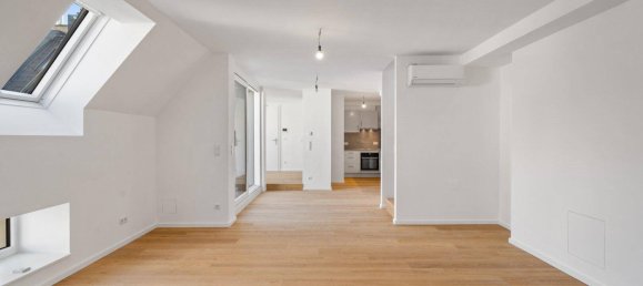 3 rooms Duplex in Alsergrund, Austria No. 133161 4