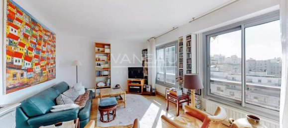 Apartamento de 3 dormitorios en Paris, France No. 183364 2