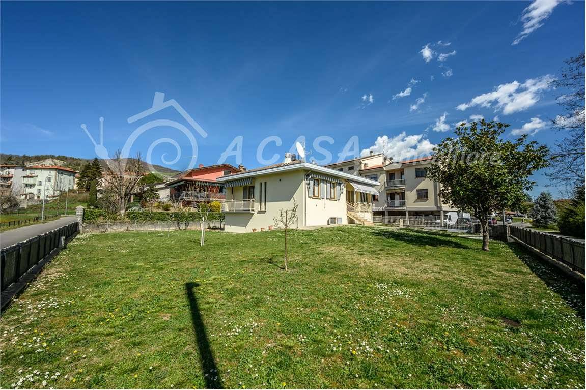 4 bedrooms Villa in Varano de' Melegari, Italy No. 267314