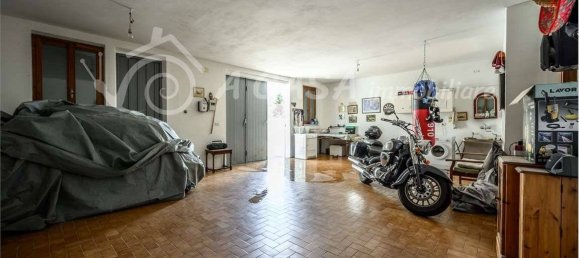 4 bedrooms Villa in Varano de' Melegari, Italy No. 267314 33