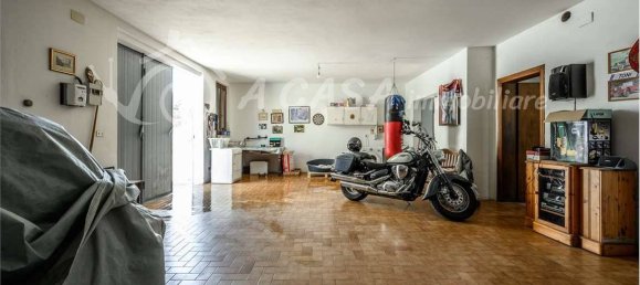 4 bedrooms Villa in Varano de' Melegari, Italy No. 267314 32