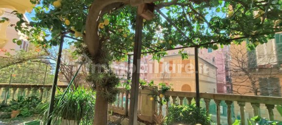 3 bedrooms Apartment in Genoa, Italy No. 307330 2