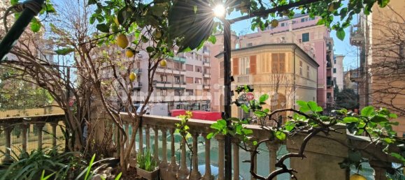 3 bedrooms Apartment in Genoa, Italy No. 307330 3