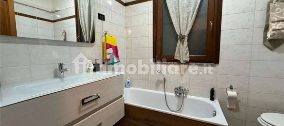 Apartamento de 4 dormitorios en Castellarano, Italy No. 226083 16