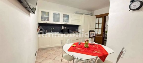 Apartamento de 4 dormitorios en Castellarano, Italy No. 226083 12