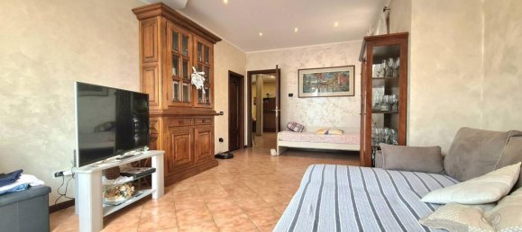 7 rooms Villa in Cerro Maggiore, Italy No. 167156 21