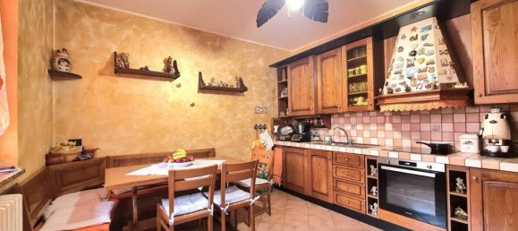 7 rooms Villa in Cerro Maggiore, Italy No. 167156 11