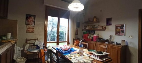 5 rooms House in Pistoia, Italy No. 108315 13