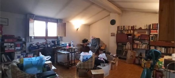5 rooms House in Pistoia, Italy No. 108315 18