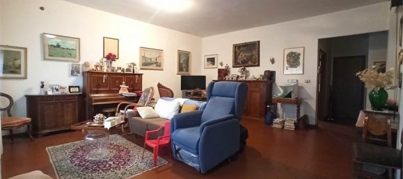 5 rooms House in Pistoia, Italy No. 108315 11