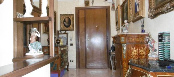 2 rooms Apartment in Rome, Italy No. 287532 4