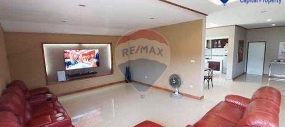 Café/restaurante de 5 dormitorios en Sattahip, Thailand No. 12291 5