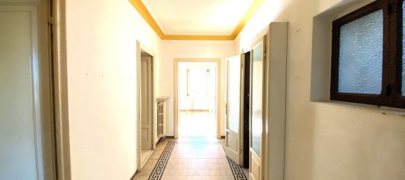 471m² Building in Sala Baganza, Italy No. 347674 23