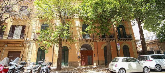 Квартира с 2 комнатами в Палермо, Италия № 34949 19