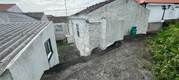 2 Schlafzimmer Haus in Madalena, Portugal, Nr. 35621 9