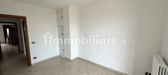 Apartamento de 3 dormitorios en Fermo, Italy No. 165369 10