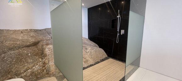 4 bedrooms Villa in Ko Samui, Thailand No. 1975 13