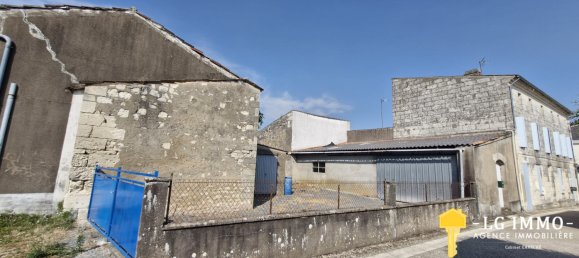 2 bedrooms House in Charente-Maritime, France No. 308853 15