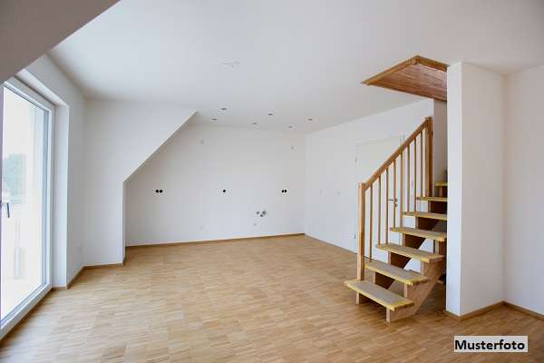 Apartamento de 5 divisões em Solingen, Germany N.º 8603