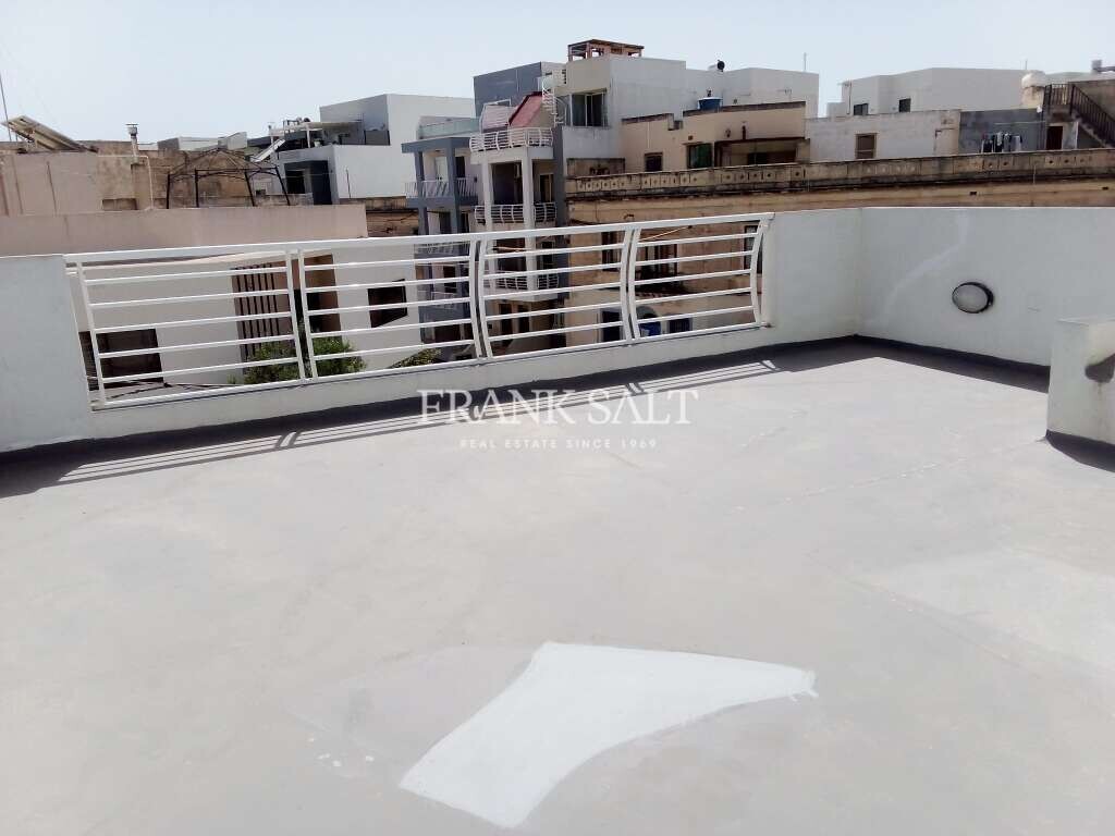 2 غرف نوم طابقين في Naxxar, Malta رقم 11726