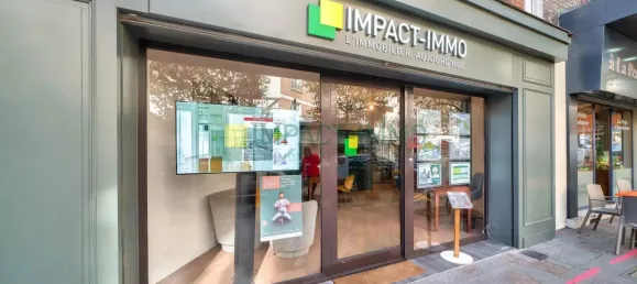 4-Zimmer Wohnung in Suresnes, France, Nr. 165016 2