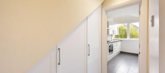 1 bedroom Apartment in Richmond, United Kingdom No. 8988 7