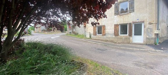 2 Schlafzimmer Haus in Meurcourt, France, Nr. 305062 2