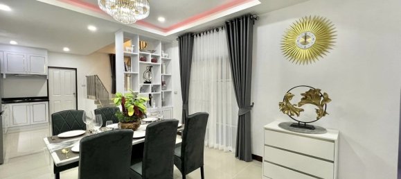 Кафе / ресторан с 3 спальнями в Паттайя, Таиланд № 5849 12