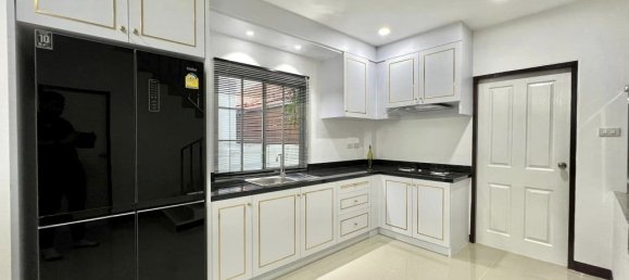 Кафе / ресторан с 3 спальнями в Паттайя, Таиланд № 5849 16