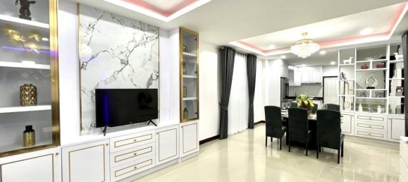 Кафе / ресторан с 3 спальнями в Паттайя, Таиланд № 5849 11