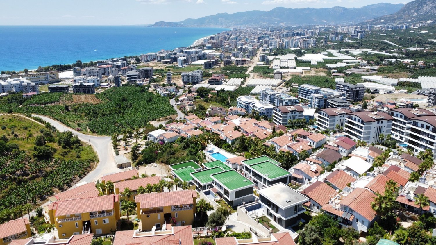 Villa 4+1 in Kargicak, Turkey No. 27612