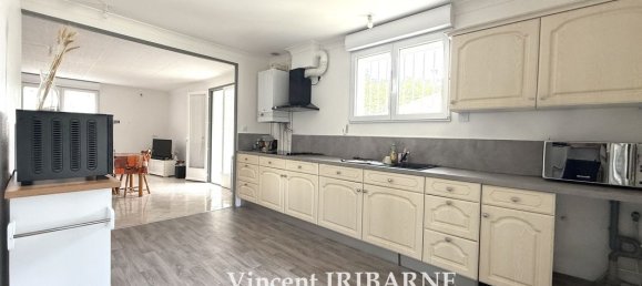 2 Schlafzimmer Haus in Saintes, France, Nr. 338956 3