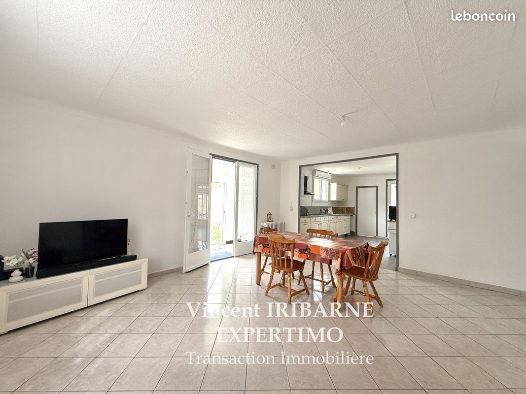 2 Schlafzimmer Haus in Saintes, France, Nr. 338956