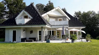 9غرفة فيلا في Klagenfurt am Worthersee, Austria رقم 215367