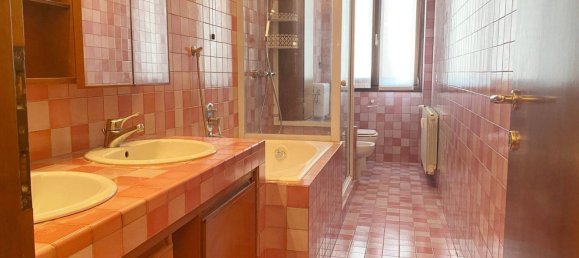 4 rooms Apartment in Milan, Italy No. 336951 8